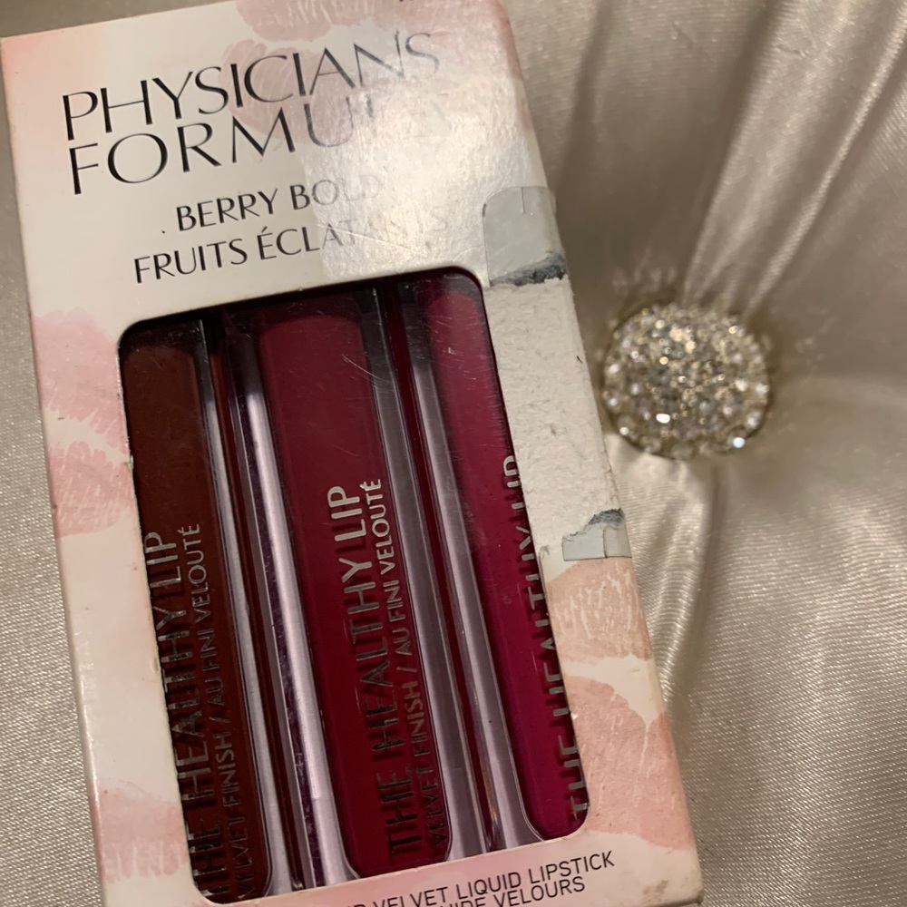 Velvet liquid lipstick. Berry Bold. NWOT